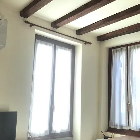 Monolocale In Centro A Διαμέρισμα