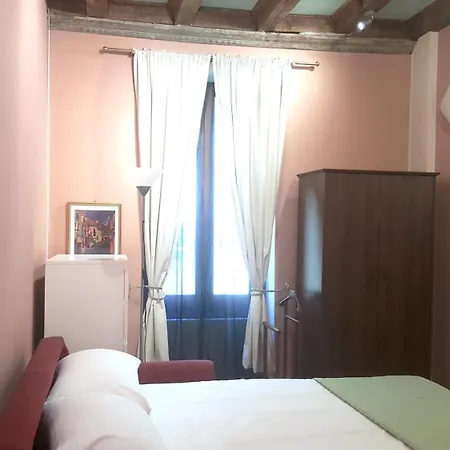 Monolocale In Centro A * 维罗纳